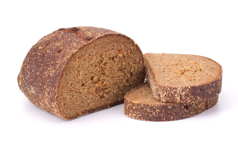 Can Dogs Eat Rye Bread? Vet-Verified Nutrition Facts
&amp; FAQ